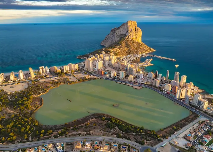 Appartamento Sunrise Tower - Great Location - 5 Minutes Walk To The Sea