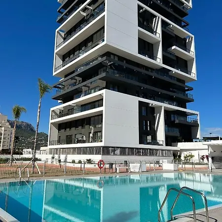 公寓 Sunrise Tower - Great Location - 5 Minutes Walk To The Sea