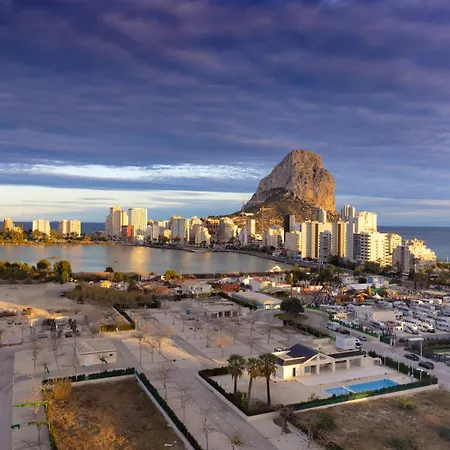 Sunrise Tower - Great Location - 5 Minutes Walk To The Sea 公寓 *